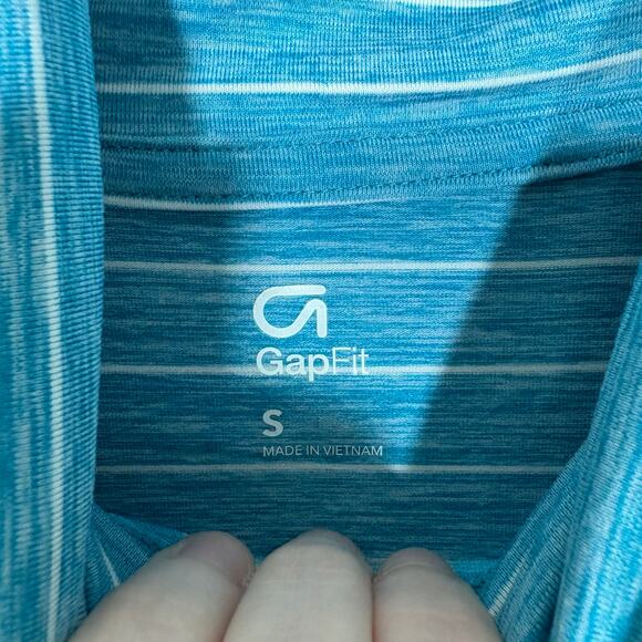 GapFit Women's Blue Striped Tunnel Neck Activewear Top - Size Small - Thumbholes - Picture 4 of 7